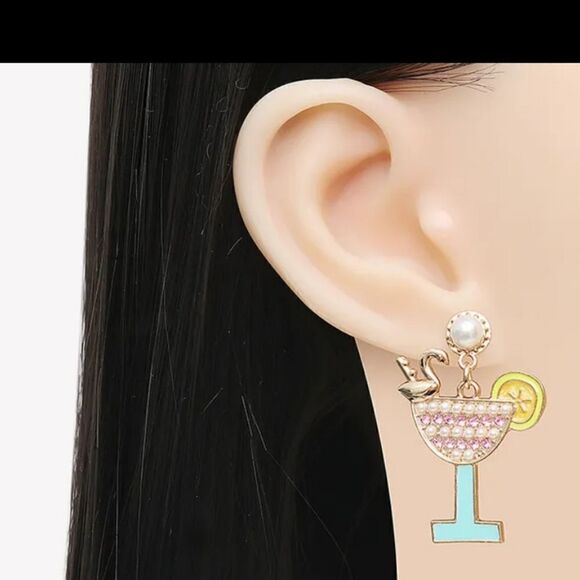 Last pair! New beach cocktail with flamingo earrings - Picture 2 of 10